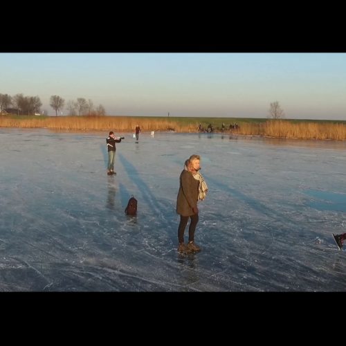 Schaatsen op het drontermeer Elburg